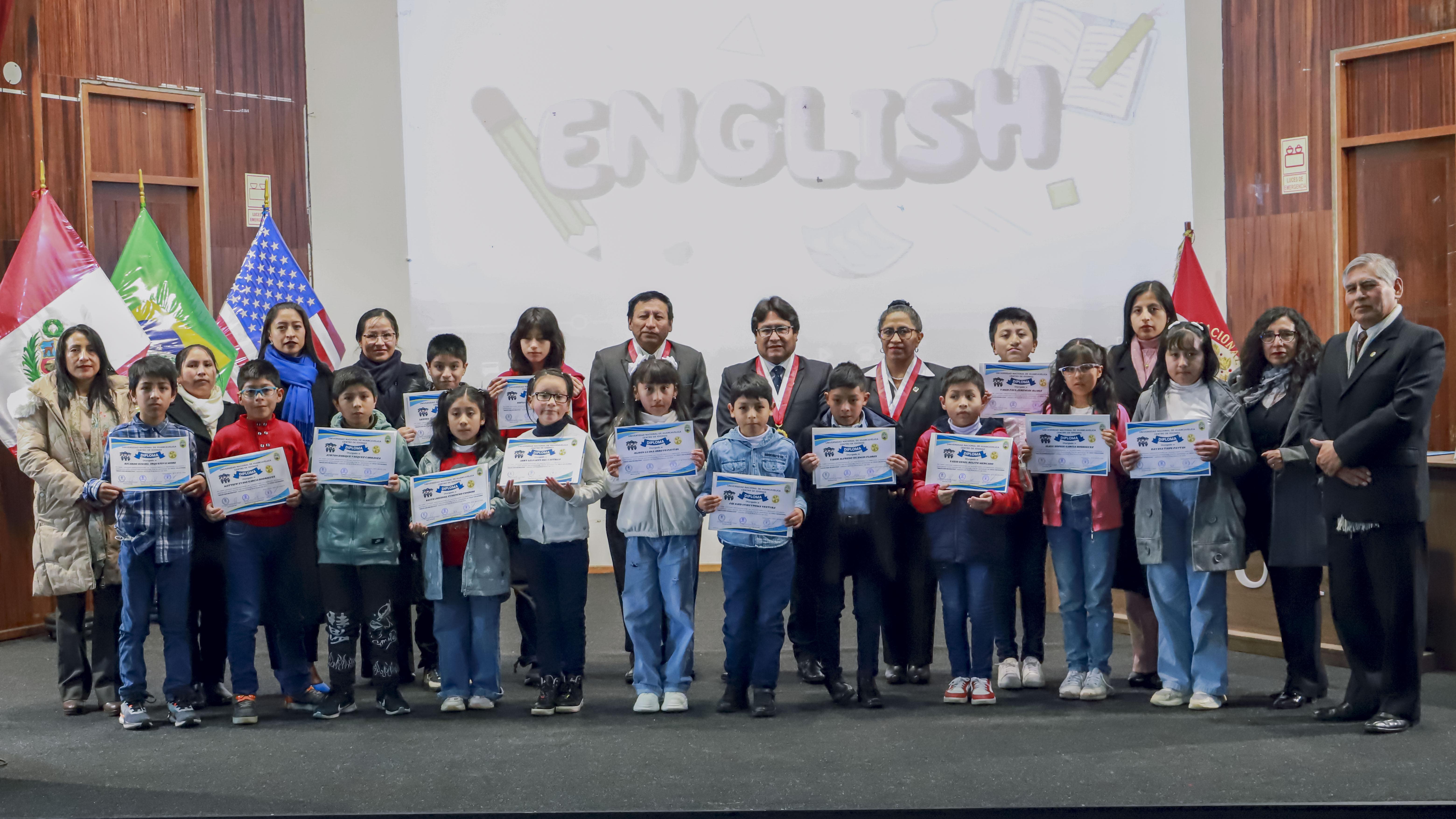 CEREMONIA DE CLAUSURA DEL CICLO VACACIONAL "INGLÉS KIDS RECREATIVO"